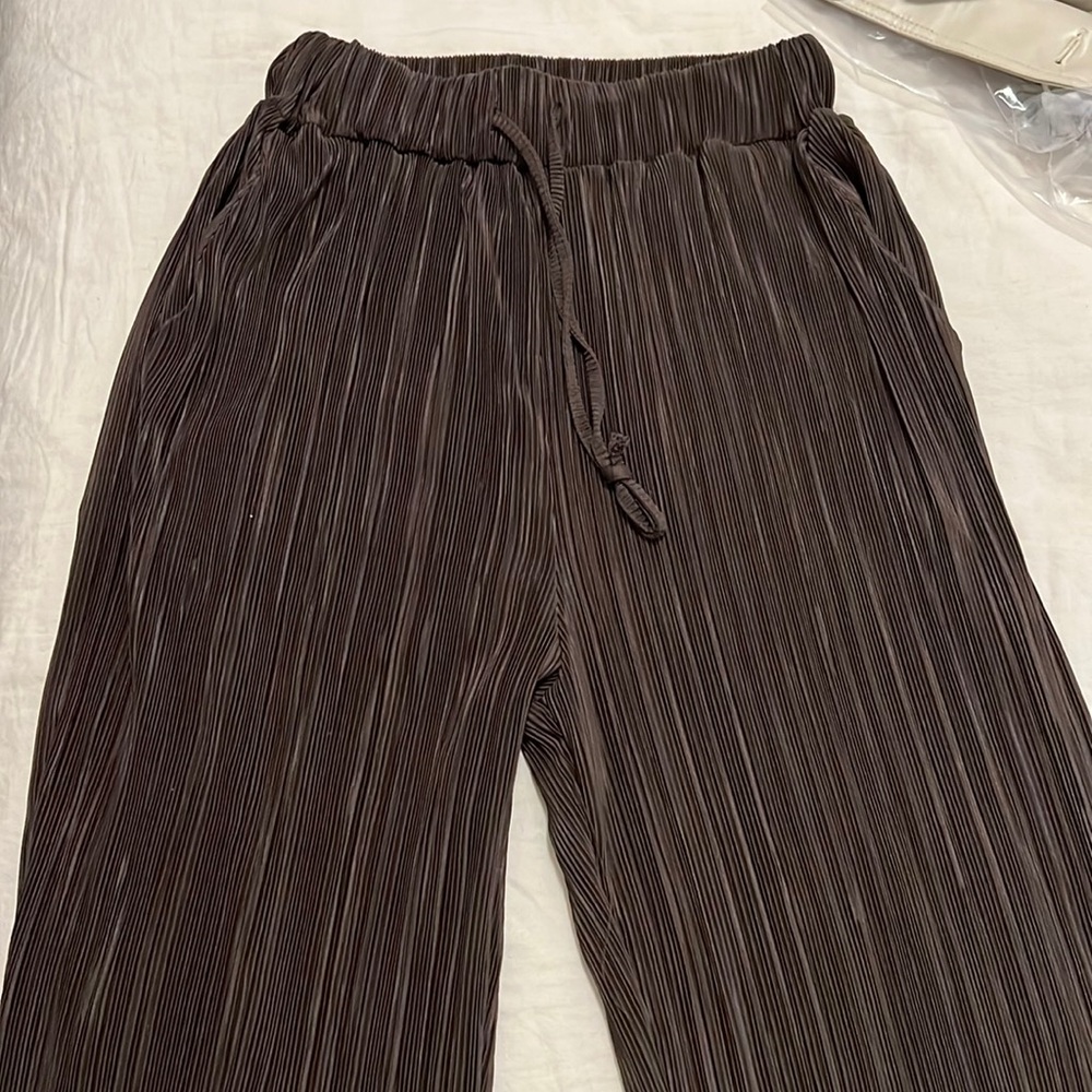 Oak + Fort Plisse Pants